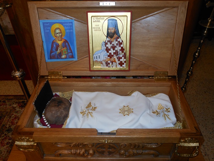 Datei:Reliquienschrein des hl. Sebastian von Jackson.jpg